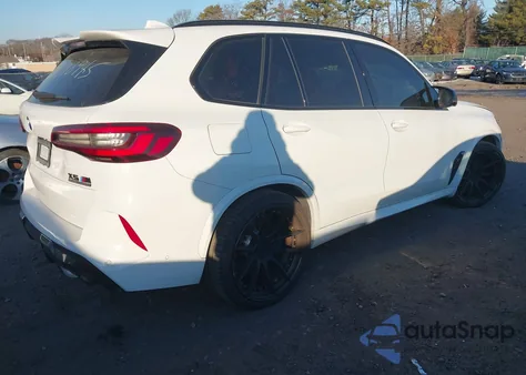 2021 BMW X5 M z USA, uszkodzony, nr VIN 5YMJU0C06M9F62470